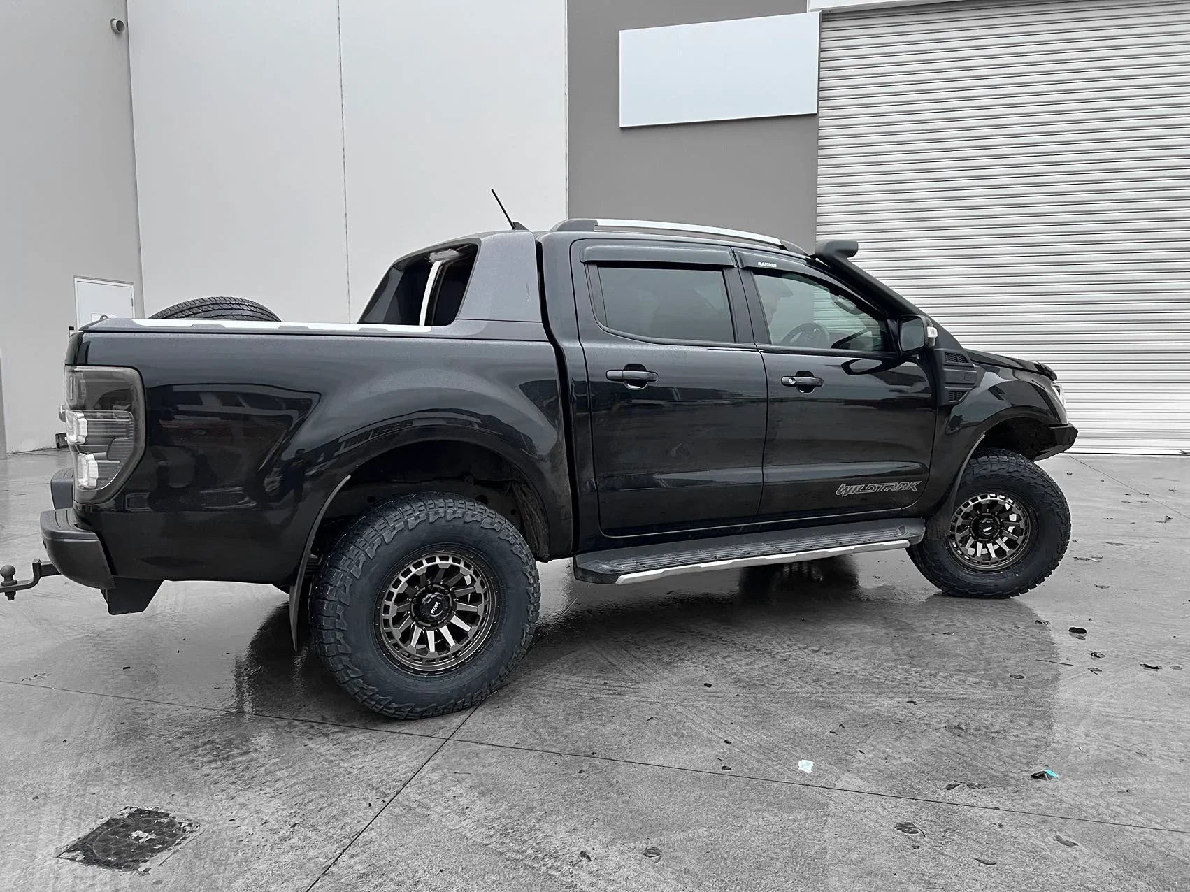 PDXX OFFROAD l BEAST SATIN GUNMETAL W/ BLACK RING