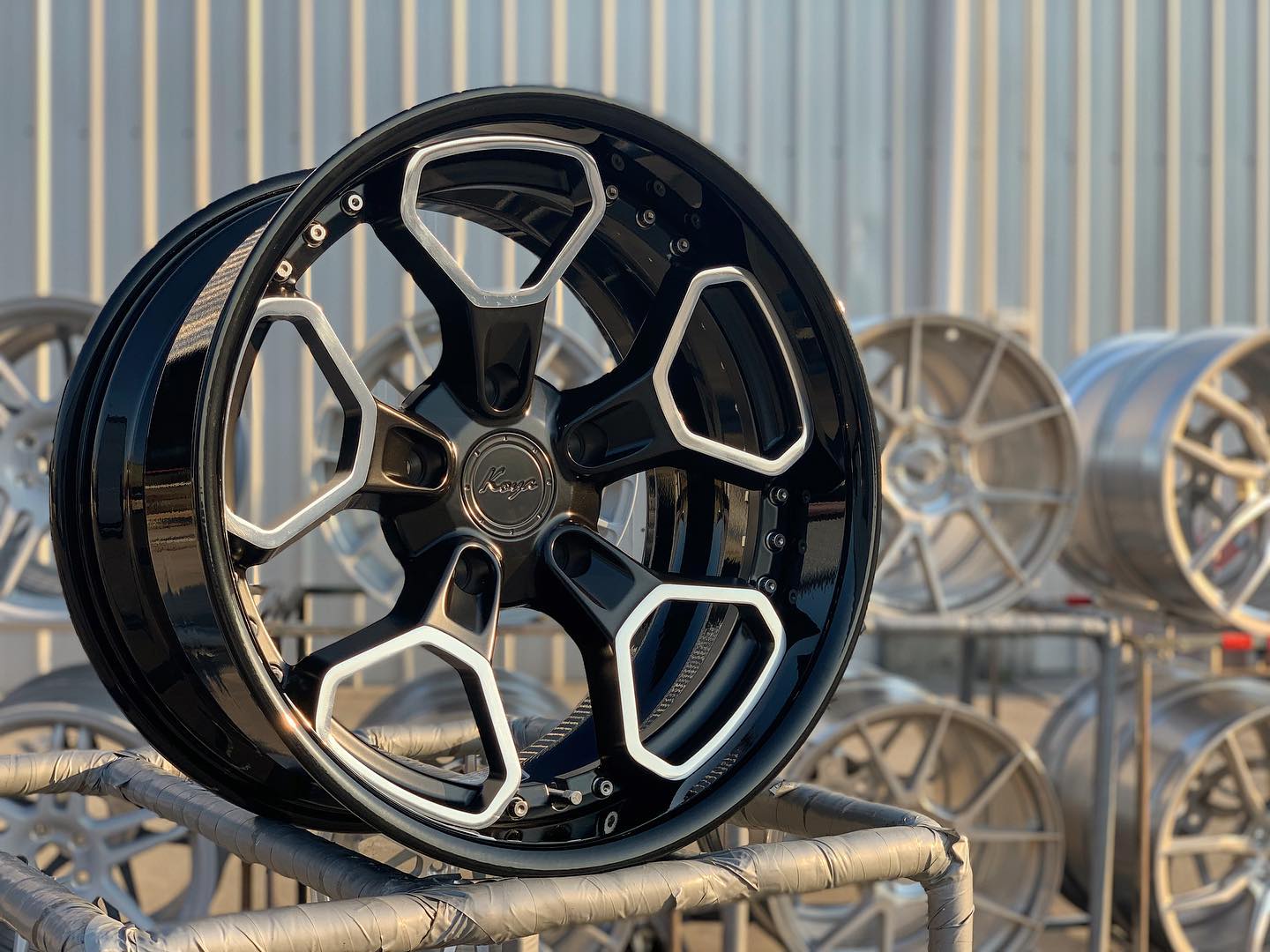 KOYA KT102 – CUSTOM TWO PC FORGED WHEEL