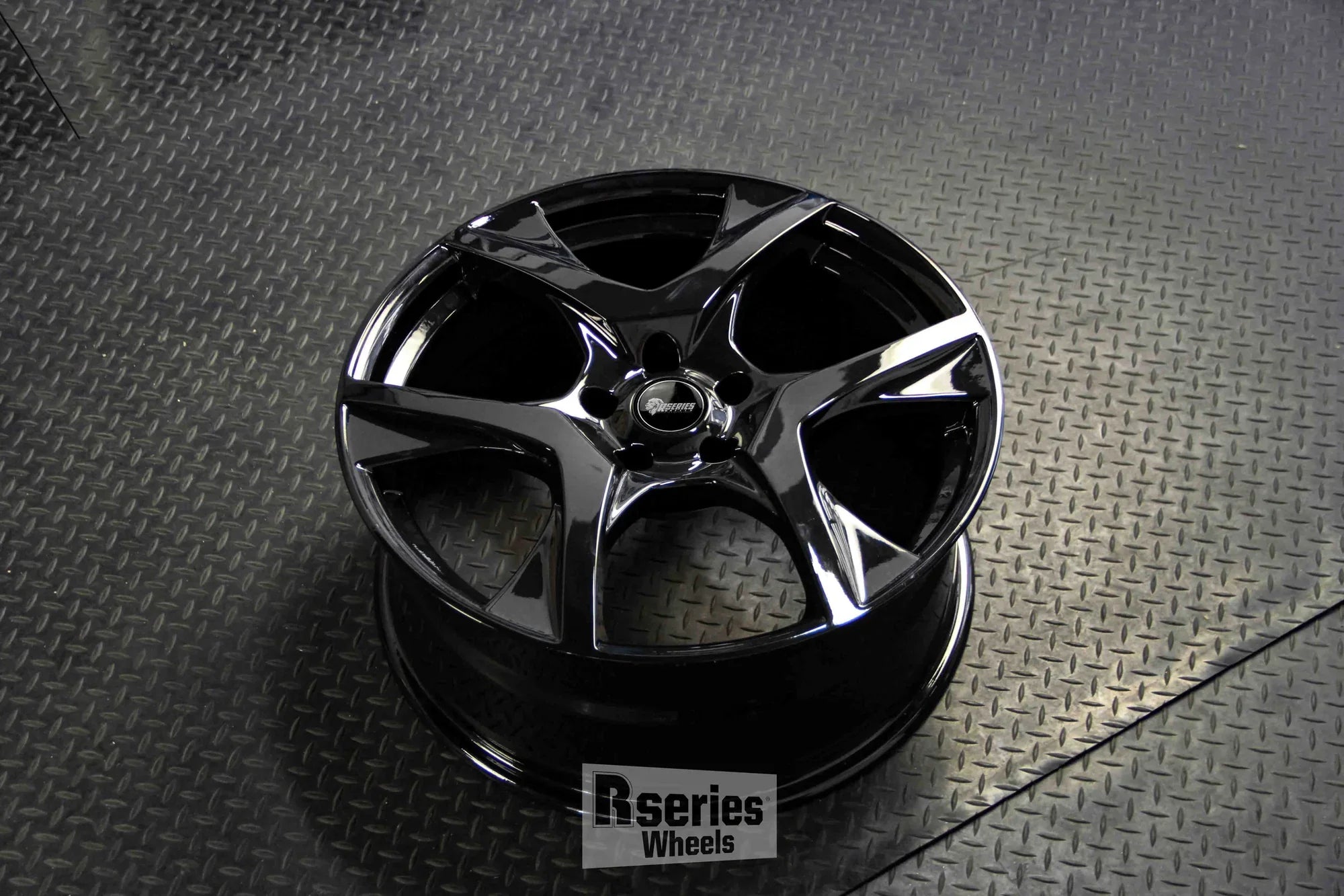 VF2 GLOSS BLACK