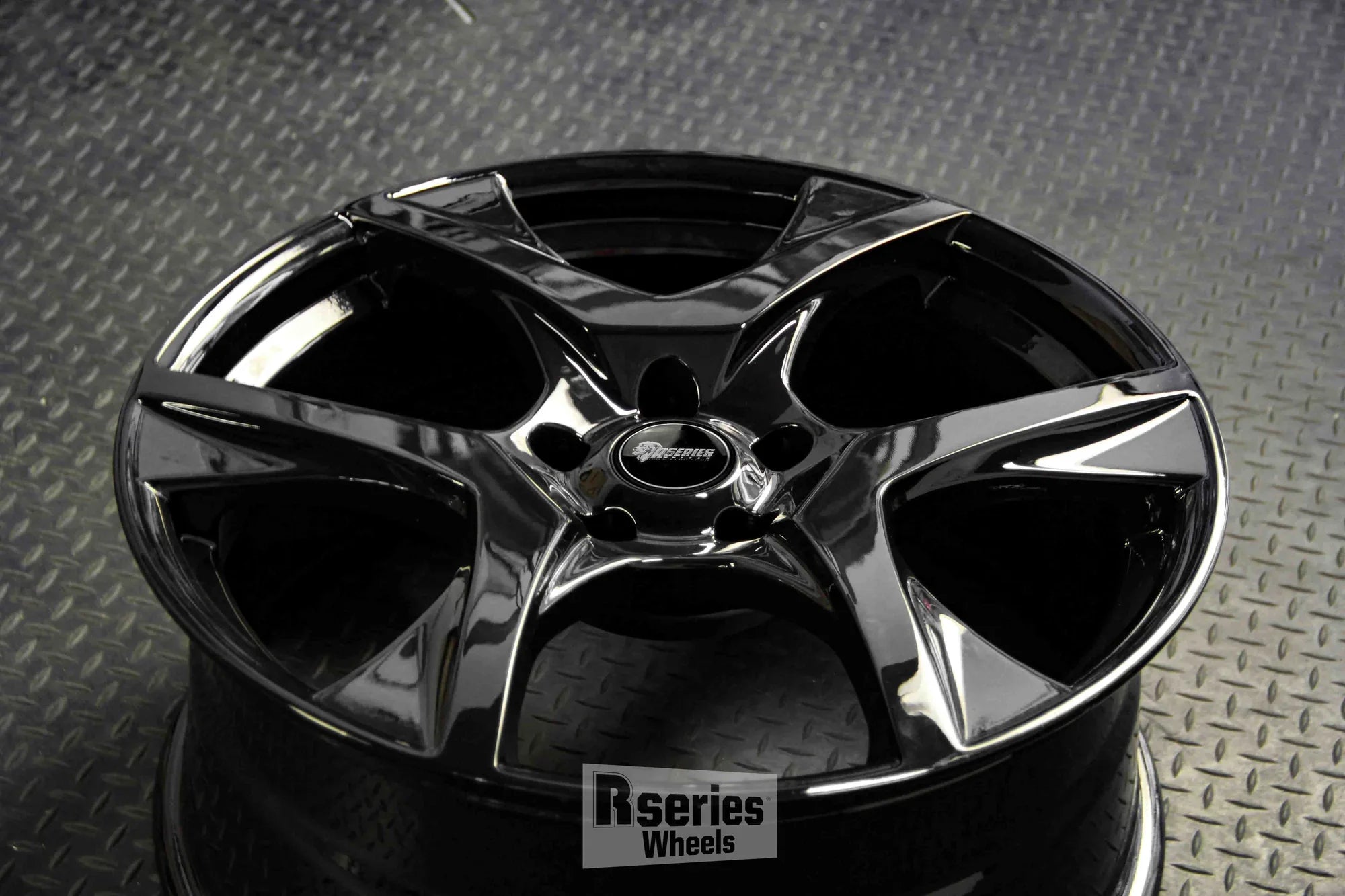 VF2 GLOSS BLACK