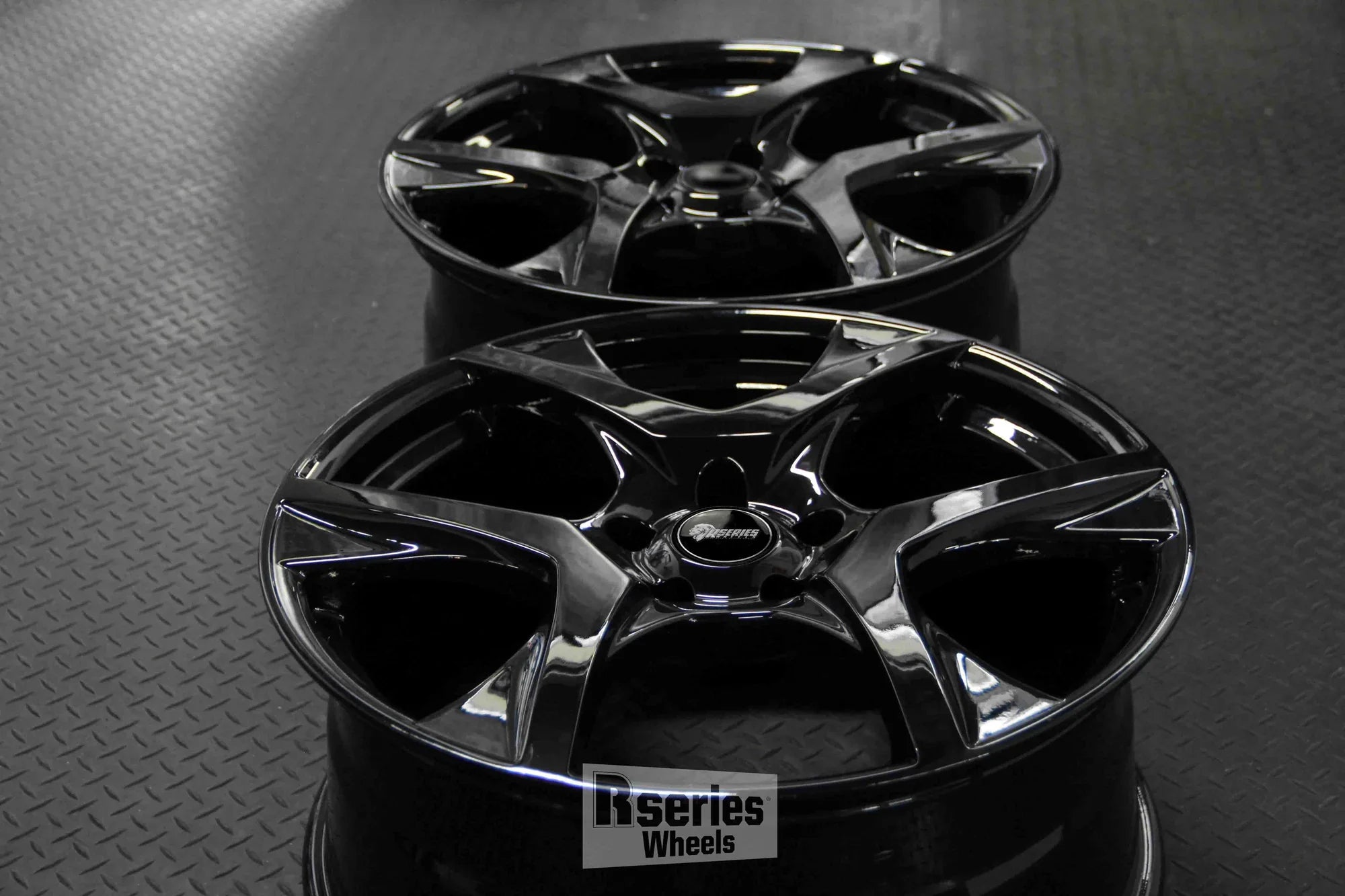 VF2 GLOSS BLACK