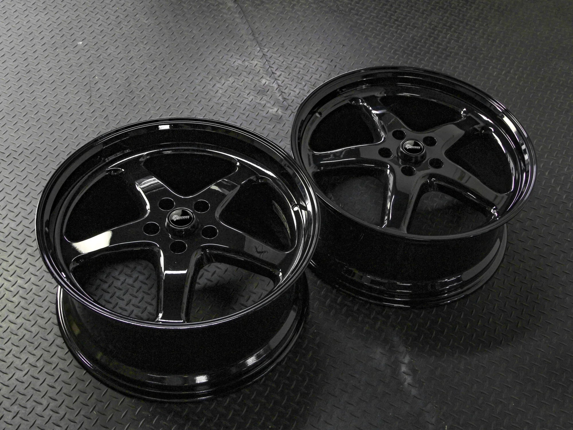 WS MAX GLOSS BLACK