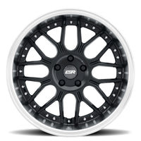 ESR l CS18 Gloss Black Machine Lip
