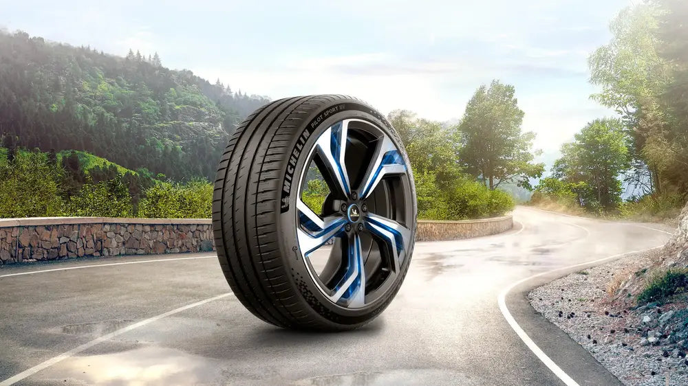 MICHELIN l PILOT SPORT EV